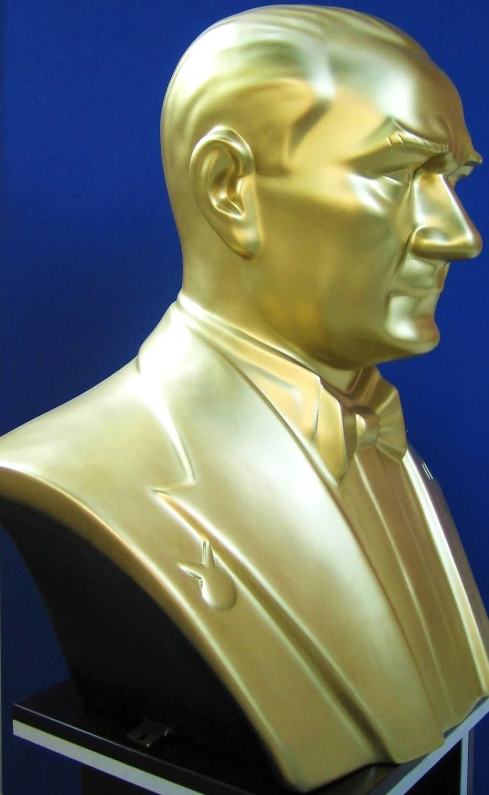 ATATÜRK BÜSTÜ FİBER