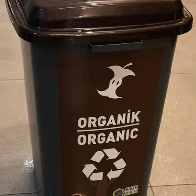 GERİ DÖNÜŞÜM KUTUSU